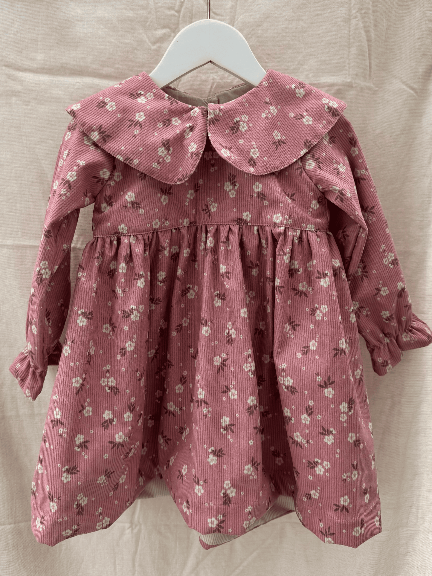 Vestido Flores de Outono