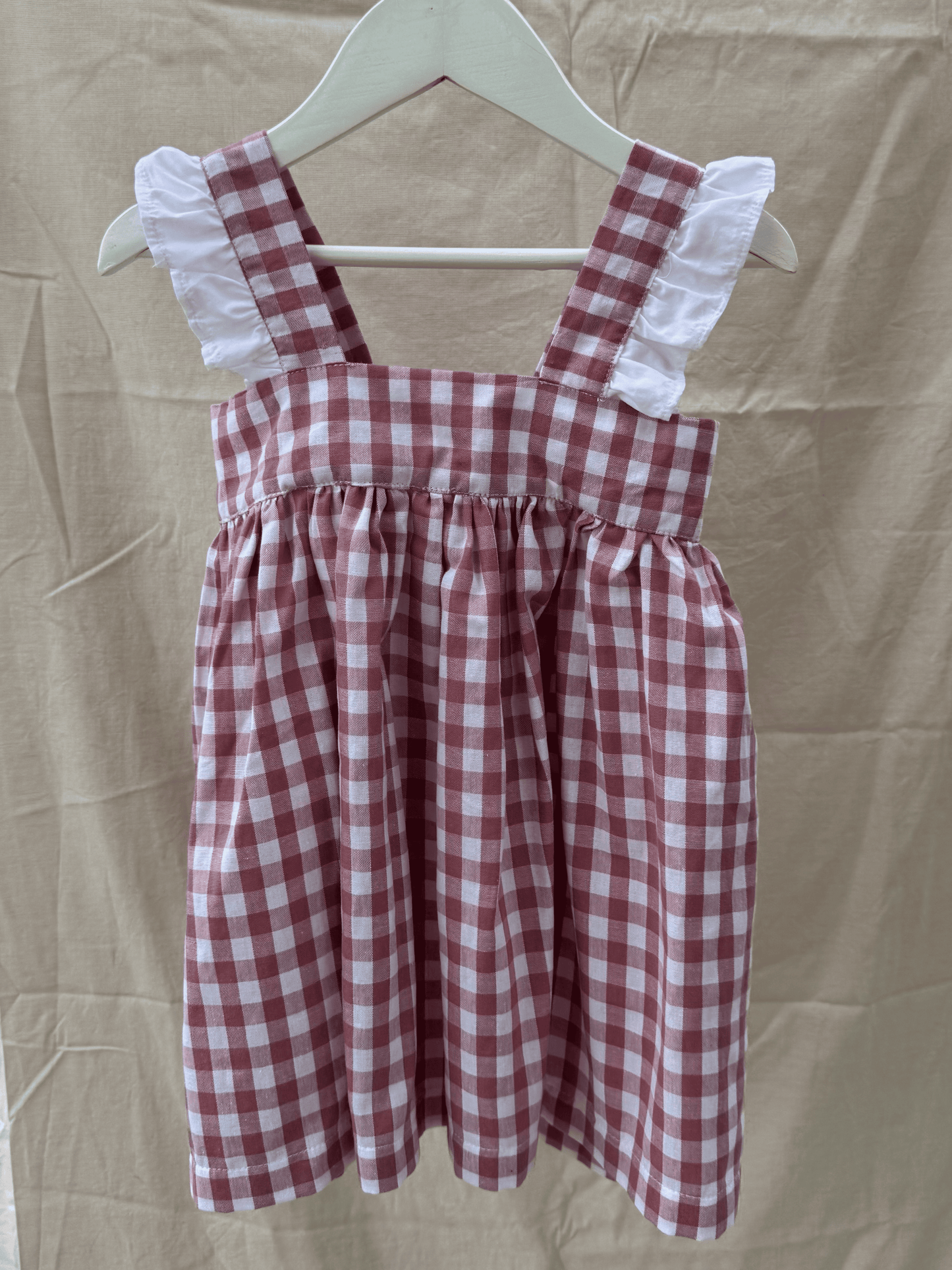 Vestido Xadrez Rosa com Folhos